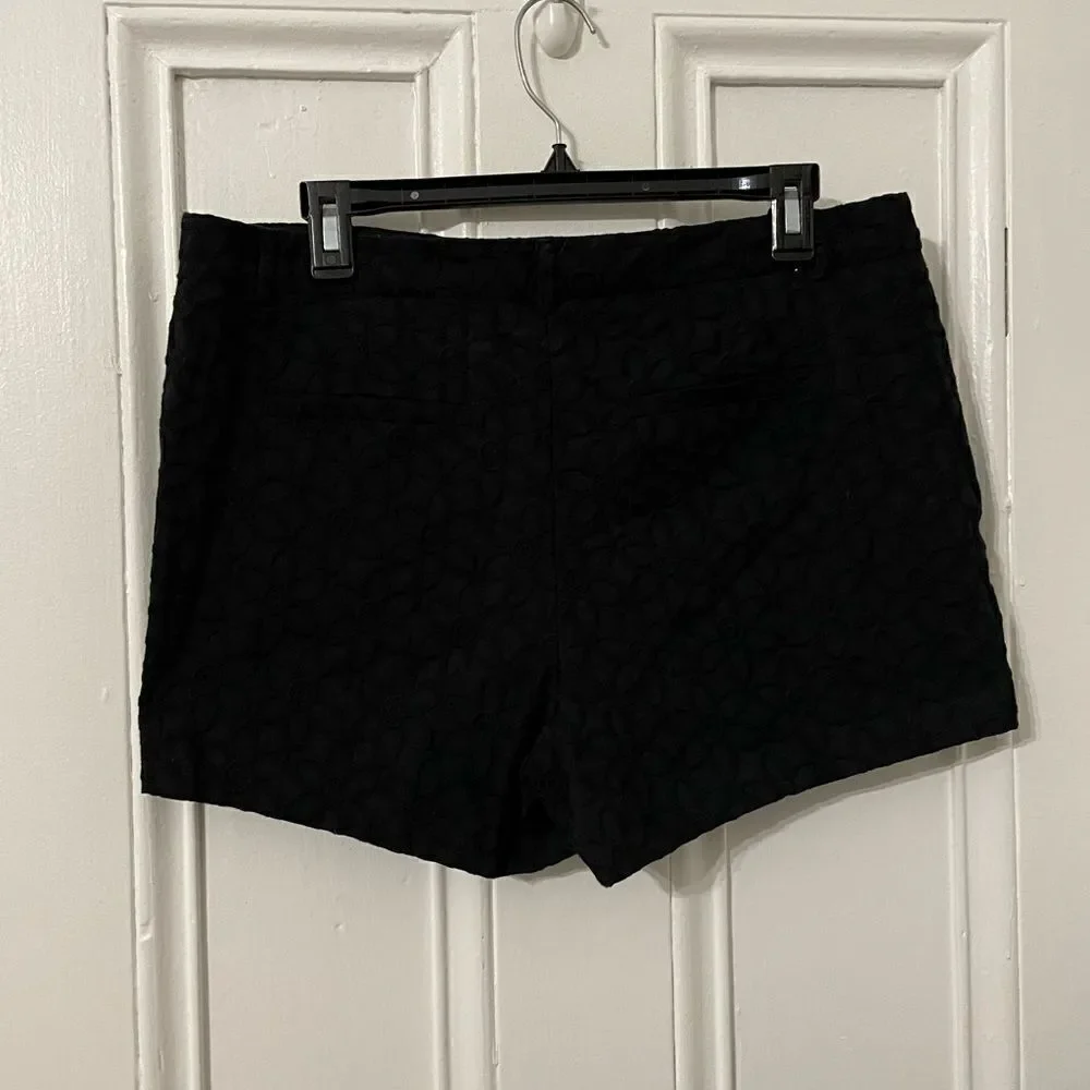 Elle shorts  - Picture 3 of 4
